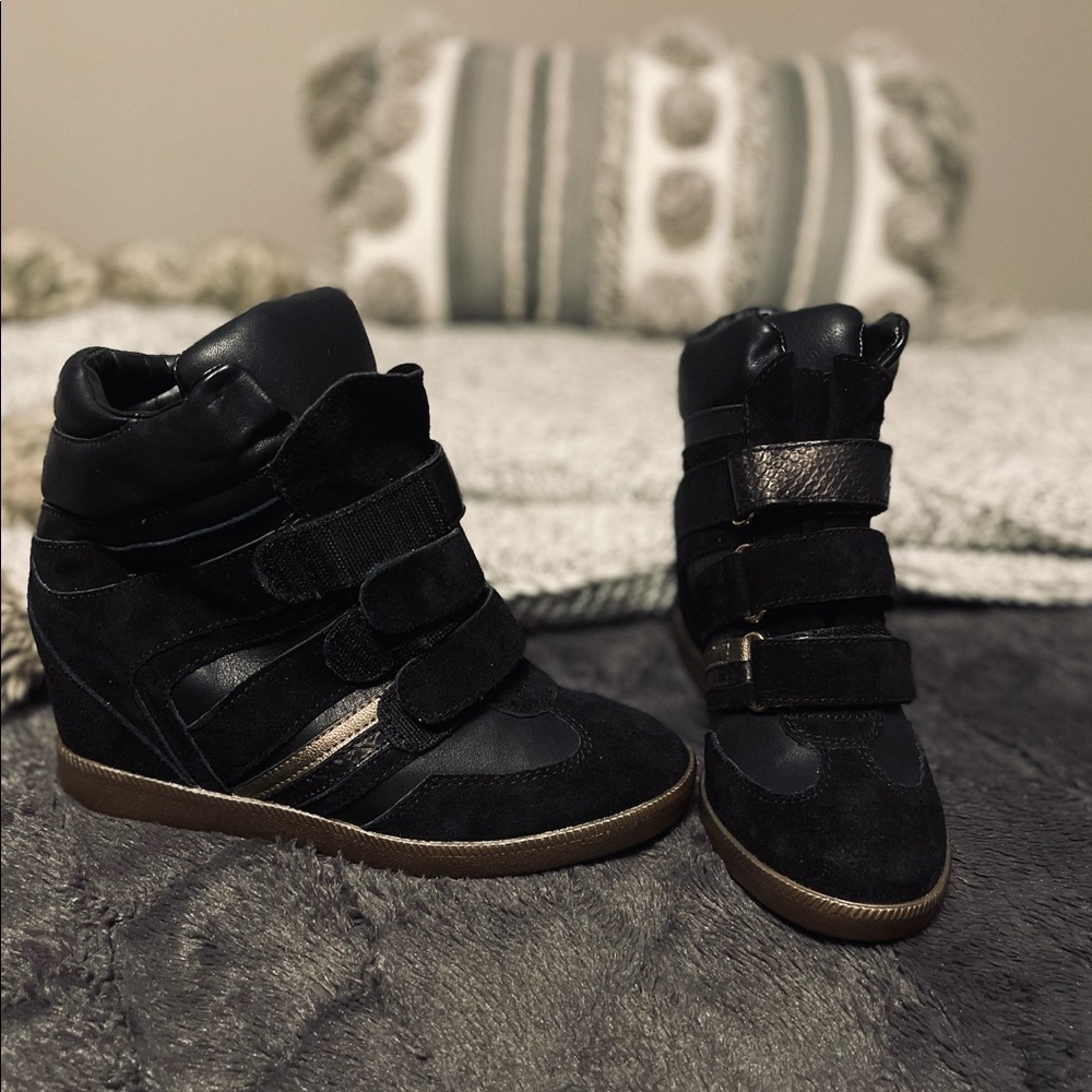 BCBGeneration Anthony Wedge Sneakers (7/37)